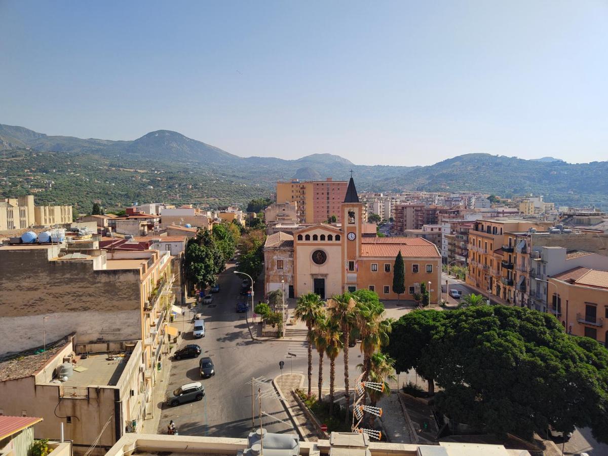 Gierre Apartment Termini Imerese Bagian luar foto