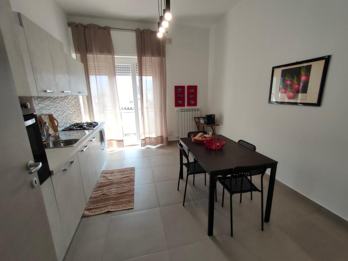 Gierre Apartment Termini Imerese Bagian luar foto