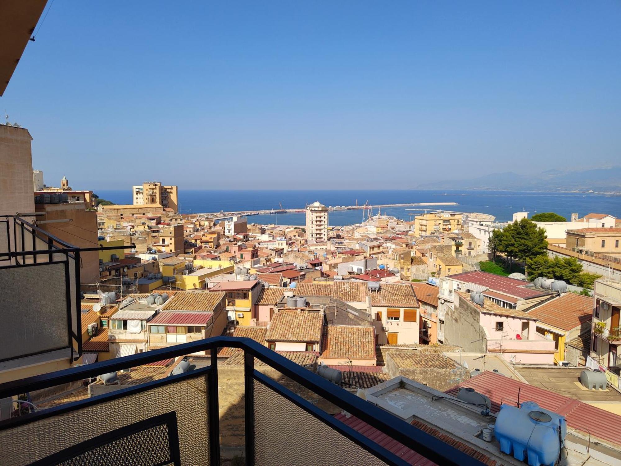 Gierre Apartment Termini Imerese Bagian luar foto