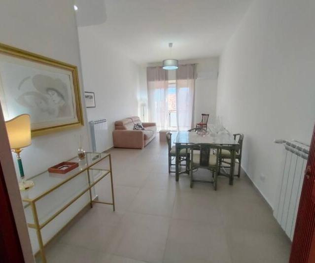 Gierre Apartment Termini Imerese Bagian luar foto