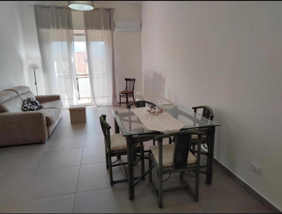 Gierre Apartment Termini Imerese Bagian luar foto